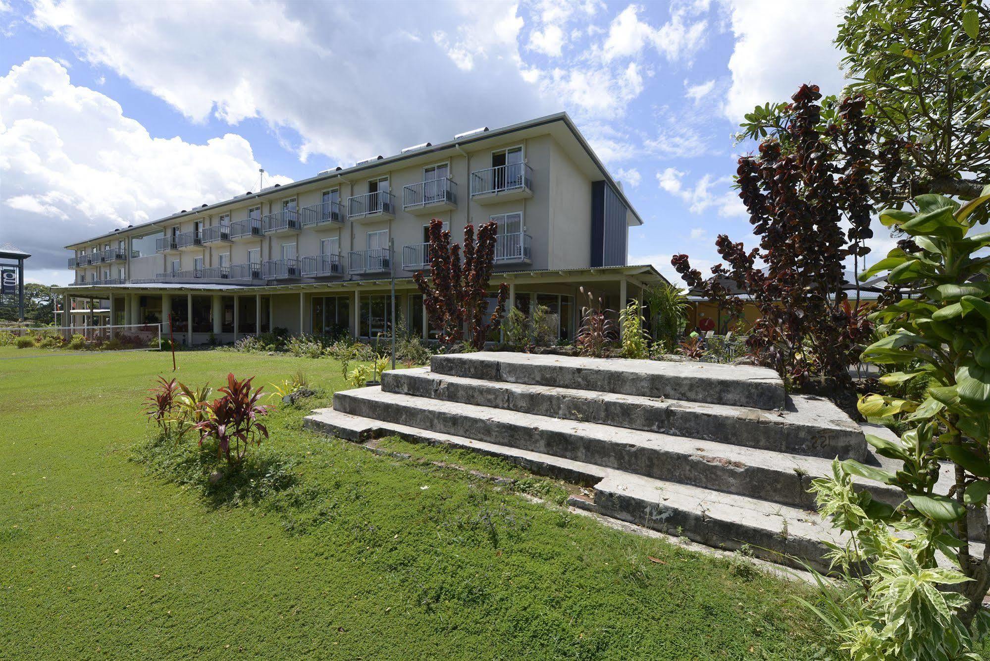 Gazelle International Hotel Kokopo Exterior photo